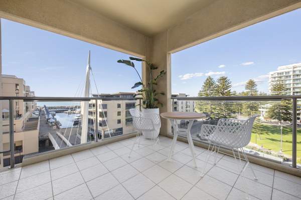 Park View Apartment at The Pier