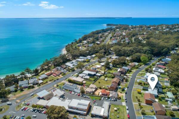 Beach Views on Excellent – Studio 27