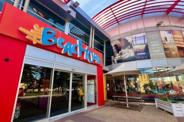 Glenelg Seaside Family Stay