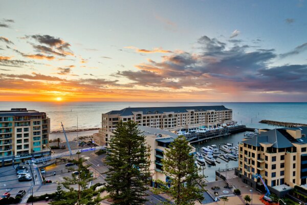 Glenelg Skyline Penthouse