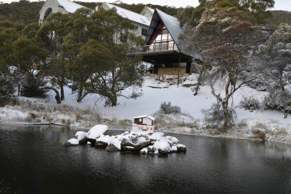 Moonbah Ski Lodge