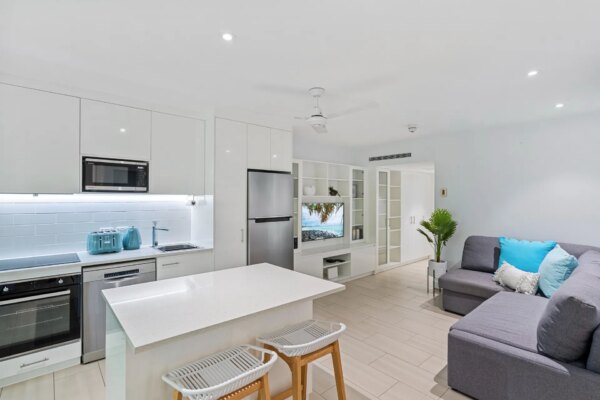 Drift Beachfront Resort Suite 4403