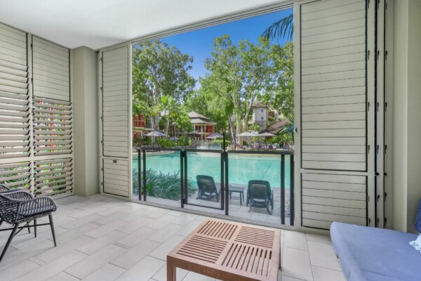 104 Swim-out Luxury Apartment in Palm Cove