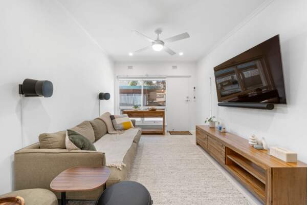 Henley Beach Retreat