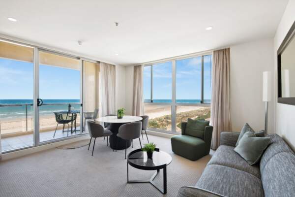 Beachfront Balcony Glenelg