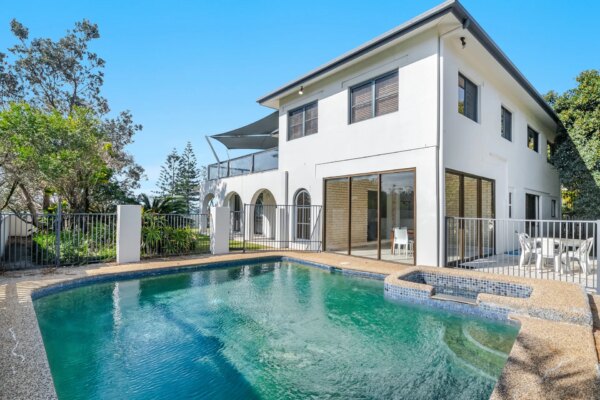 Beach Front Beach Break – Entire Home