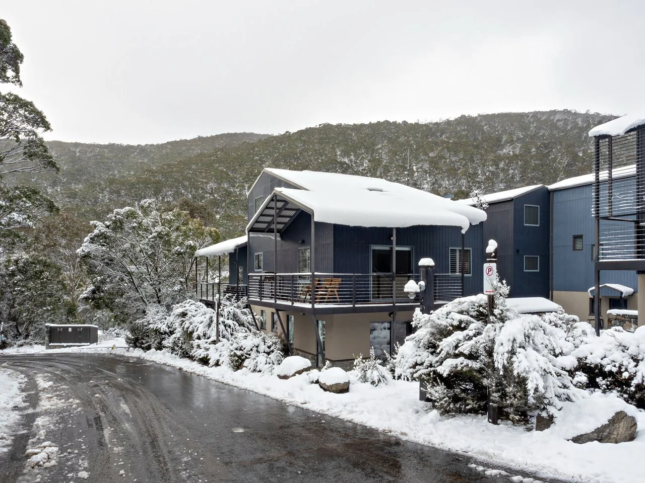 Winter escapes: how to plan the ultimate family getaway this ski season.