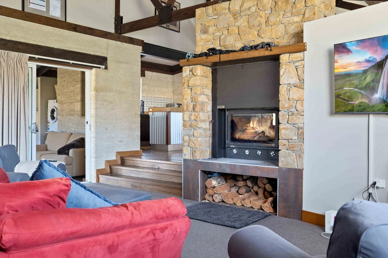 Old Hut Creek Chalet