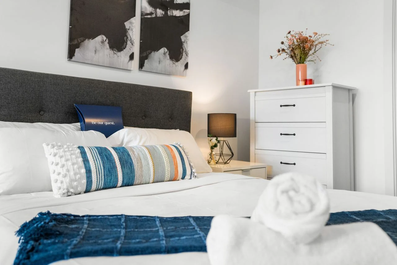 Ren – Urban Charm Residence