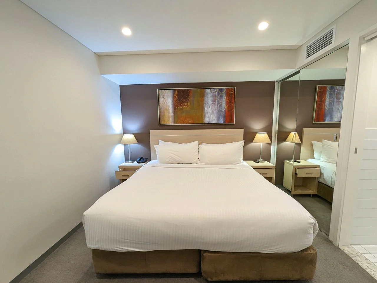 1BR Apartment on North Terrace