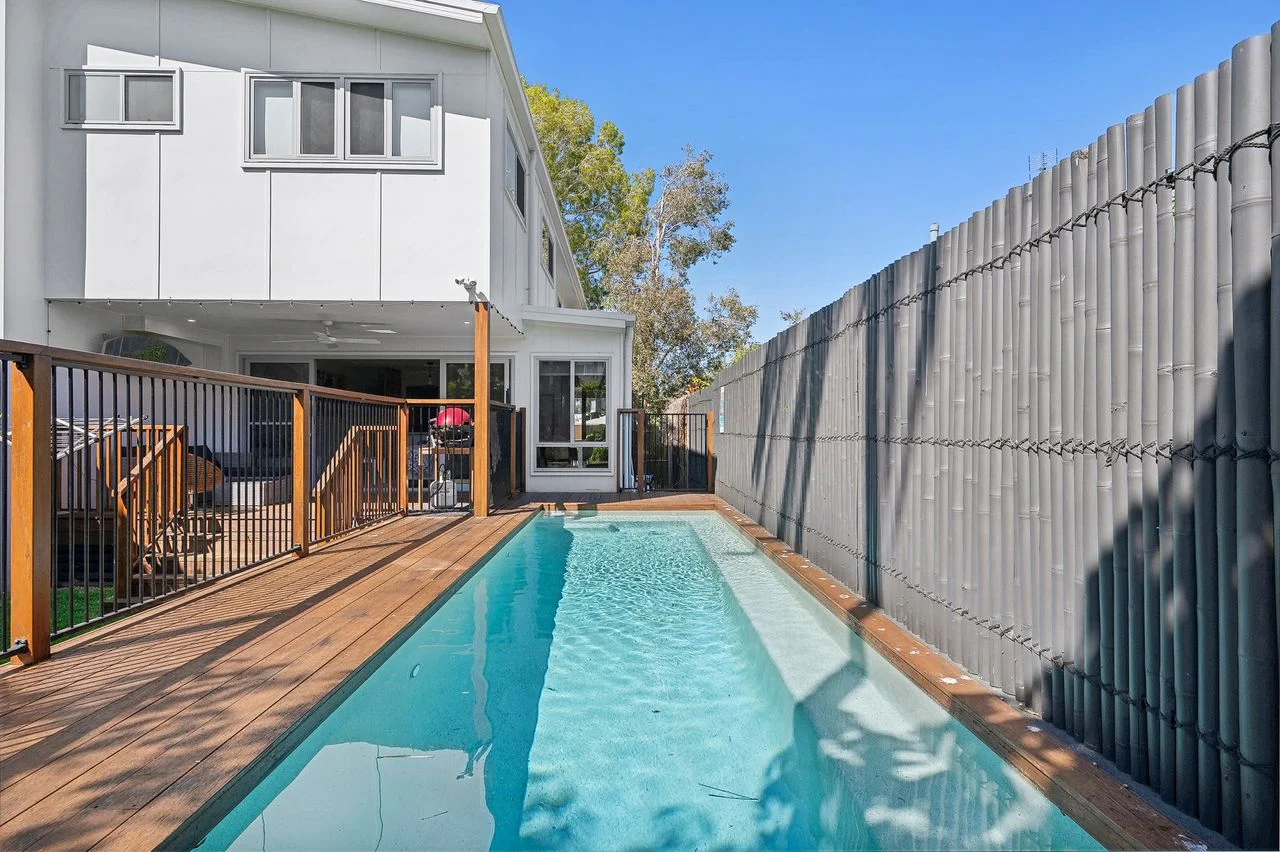 2/8 Pandanus (Beautiful townhouse walking distance to beach)