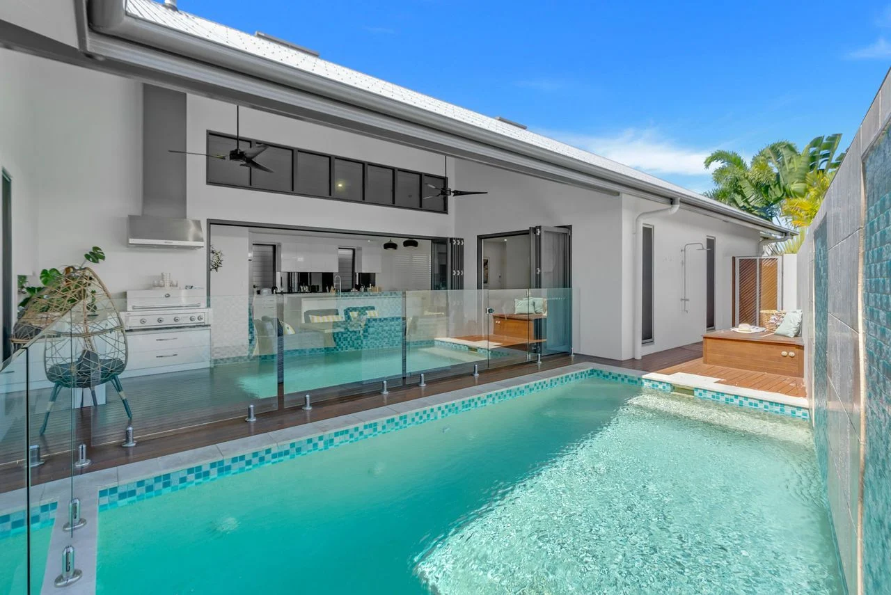 100 Cascade Palm Cove